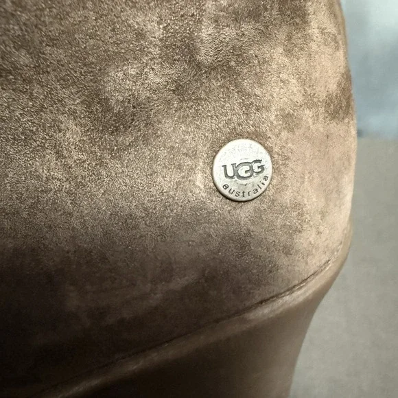 UGG Australia Elsey 5596 Brown Suede Shearling Wedge Boots Women's 7 M Fur Lined - Picture 4 of 12